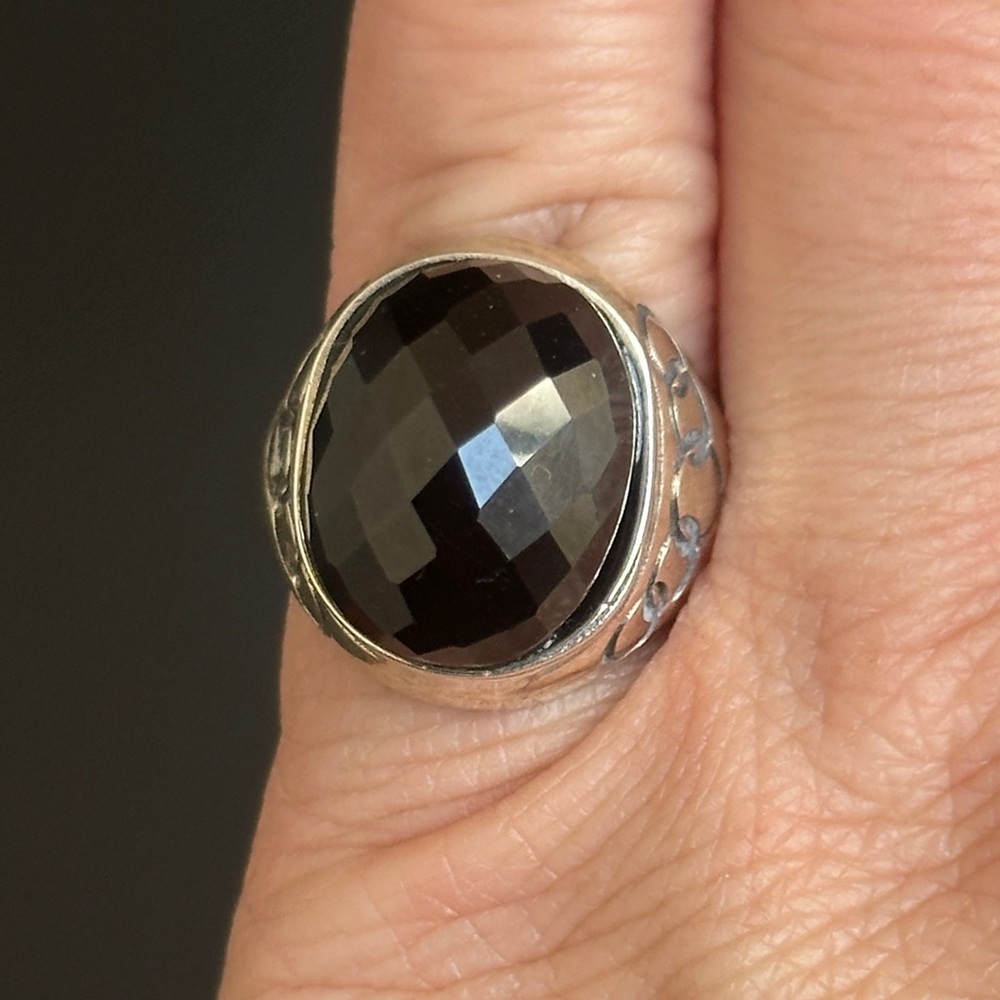 Faceted Black Onyx Ring - Size 6.5 - 925 Sterling Silver - Picture 12 of 12